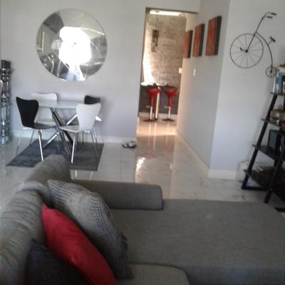 Apartment / Flat For Rent in North Beach, Durban