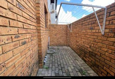 Apartment / Flat For Sale in Midridge Park, Midrand